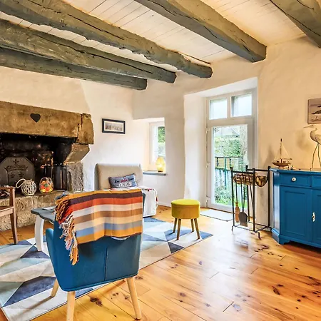 Maison De By Interhome